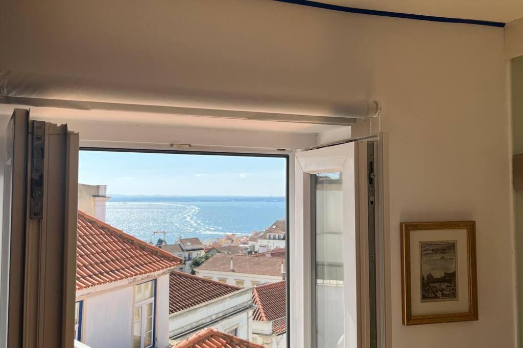 Sao Vicente IV - Eco-Flat With French Balcony & View Lägenhet Lisboa Exteriör bild